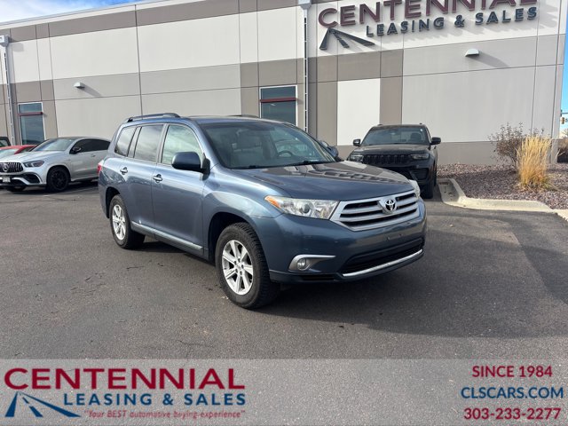 2011 Toyota Highlander Base's photo