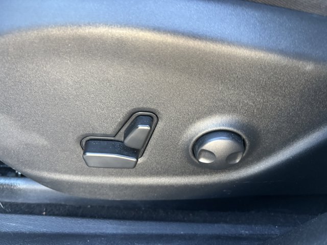 2022 Jeep Cherokee Latitude Lux - Photo 15