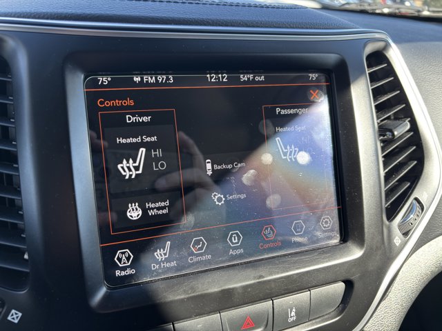 2022 Jeep Cherokee Latitude Lux - Photo 20