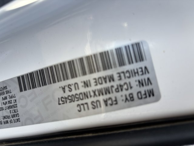 2022 Jeep Cherokee Latitude Lux - Photo 24