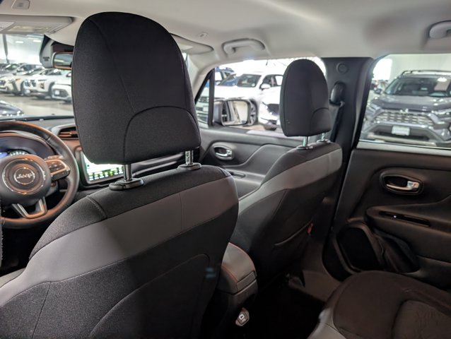 2021 Jeep Renegade Trailhawk - Photo 12