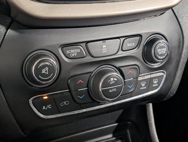 2015 Jeep Cherokee Limited - Photo 18