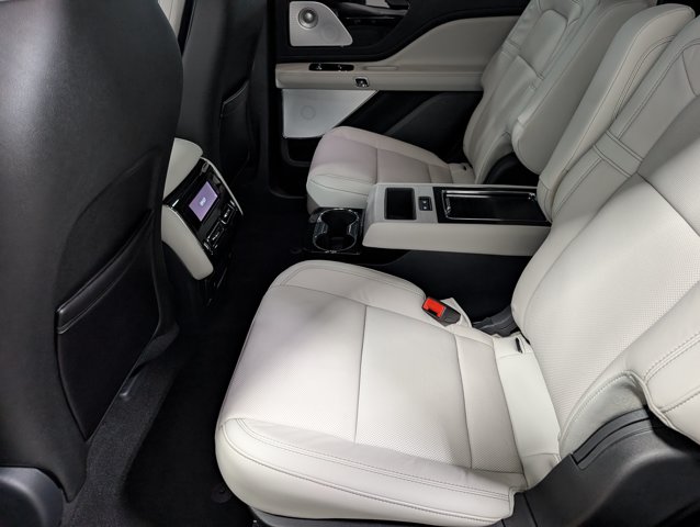 2025 Lincoln Aviator Reserve - Photo 12