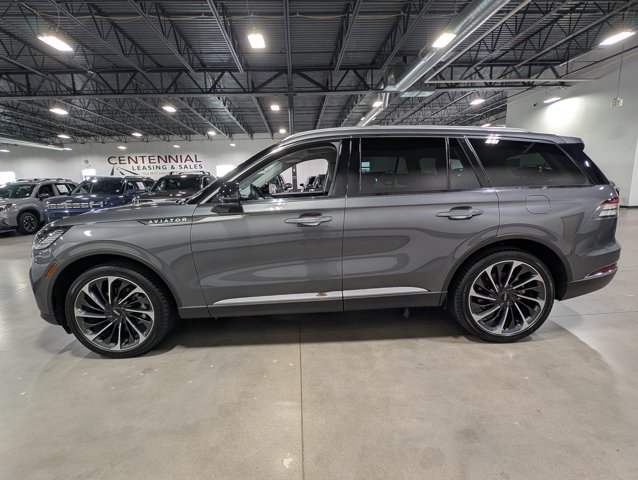2025 Lincoln Aviator Reserve - Photo 4