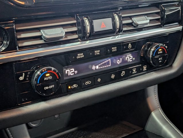 2025 Nissan Pathfinder SL - Photo 20