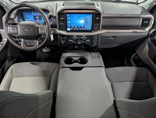 2025 Ford F-150 XLT - Photo 14