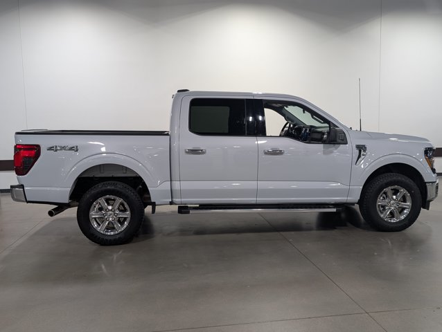 2025 Ford F-150 XLT - Photo 8